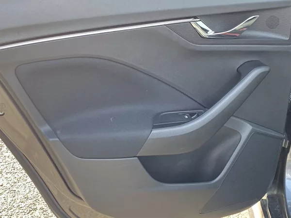 Škoda Kamiq 1.0 TSI DSG Monte Carlo - foto 26