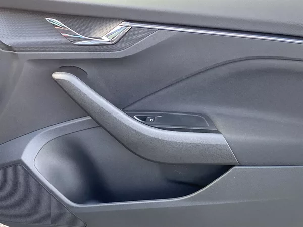 Škoda Kamiq 1.0 TSI DSG Monte Carlo - foto 29