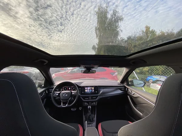 Škoda Kamiq 1.0 TSI DSG Monte Carlo - foto 34