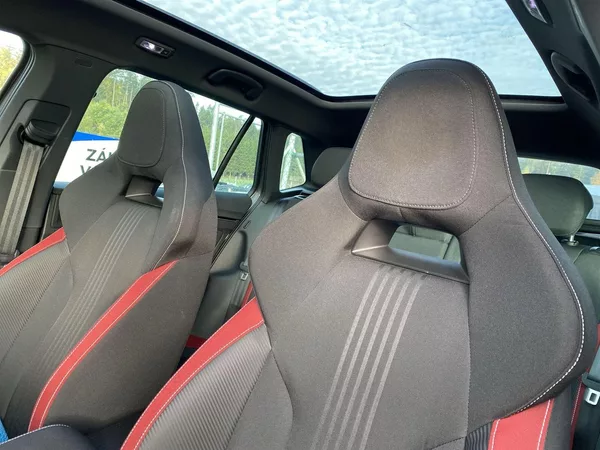 Škoda Kamiq 1.0 TSI DSG Monte Carlo - foto 35