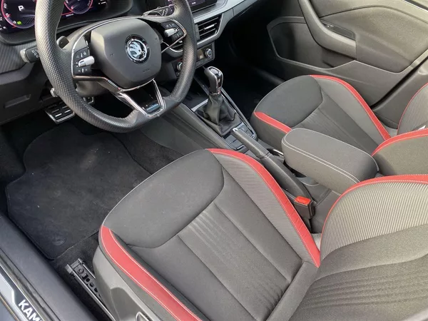 Škoda Kamiq 1.0 TSI DSG Monte Carlo - foto 6