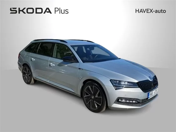 Škoda Superb Combi 2.0 TDI Sportline - foto 2