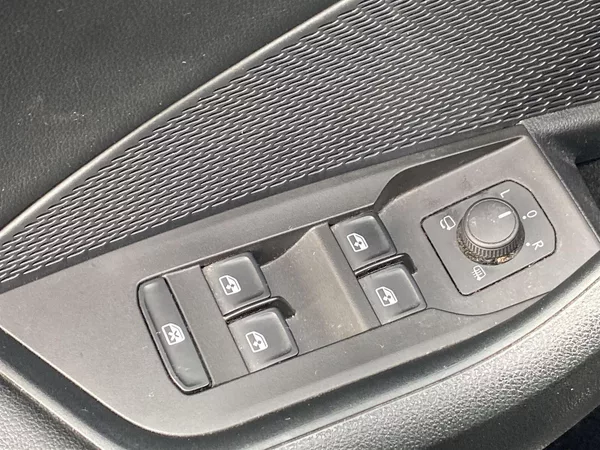Škoda Octavia 1.5 TSI Style + - foto 19