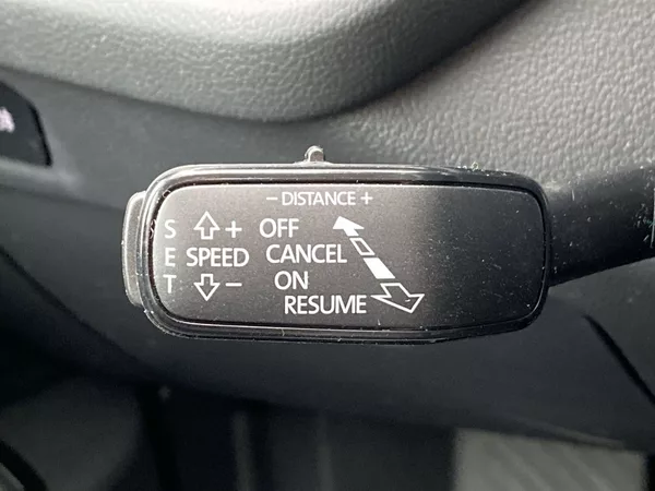 Škoda Octavia 1.5 TSI Top Selection - foto 26