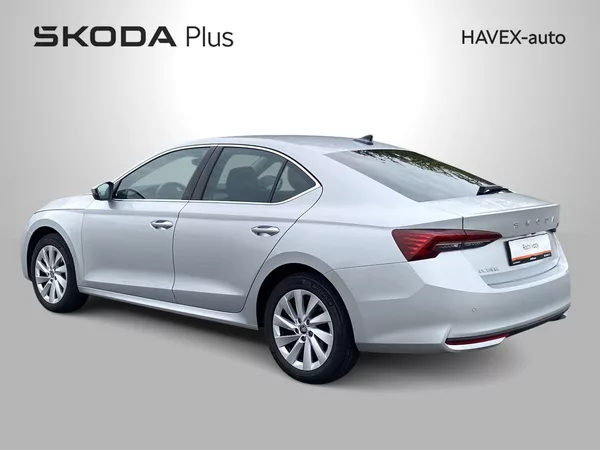 Škoda Octavia 1.5 TSI Top Selection - foto 33