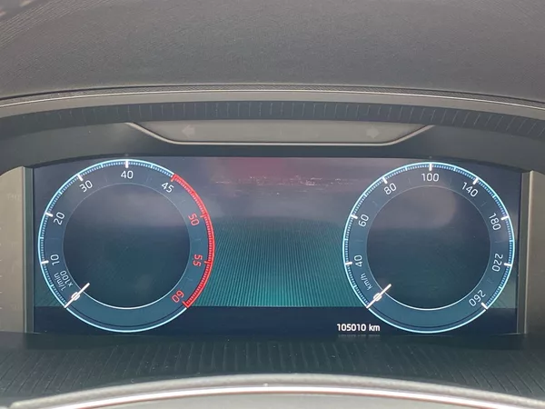 Škoda Octavia Combi 2.0 TDI 4x4 DSG Scout - foto 10