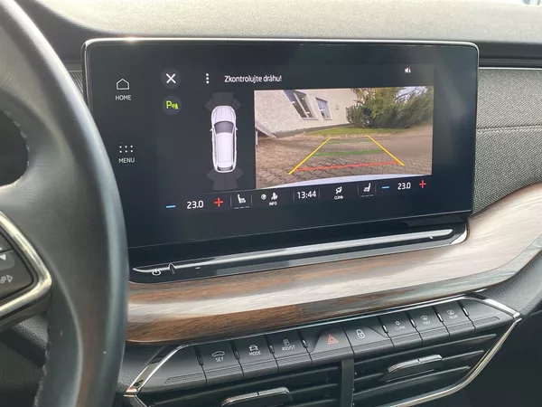Škoda Octavia Combi 2.0 TDI 4x4 DSG Scout - foto 12