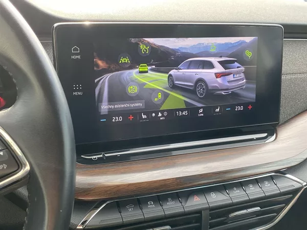 Škoda Octavia Combi 2.0 TDI 4x4 DSG Scout - foto 16