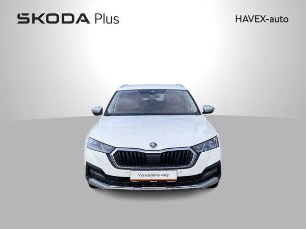 Škoda Octavia Combi 2.0 TDI 4x4 DSG Scout - foto 4