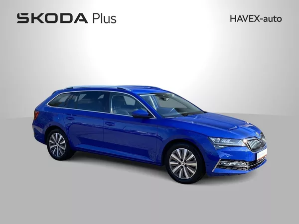Škoda Superb Combi 1.4 TSI iV DSG Style - foto 34