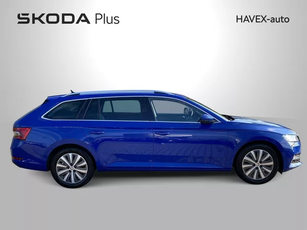 Škoda Superb Combi 1.4 TSI iV DSG Style - foto 35
