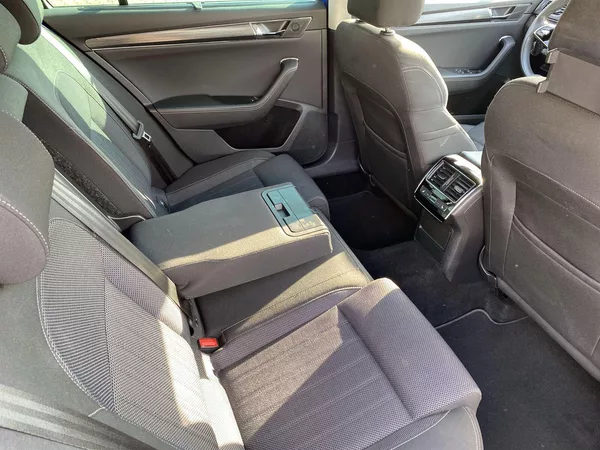 Škoda Superb Combi 1.4 TSI iV DSG Style - foto 9