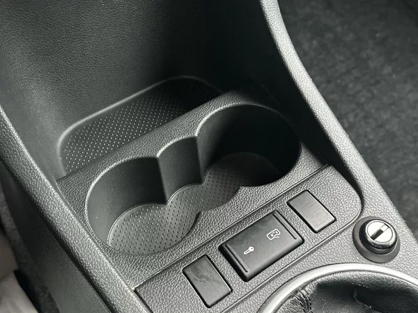 Škoda Fabia 1.2 HTP Ambiente - foto 17