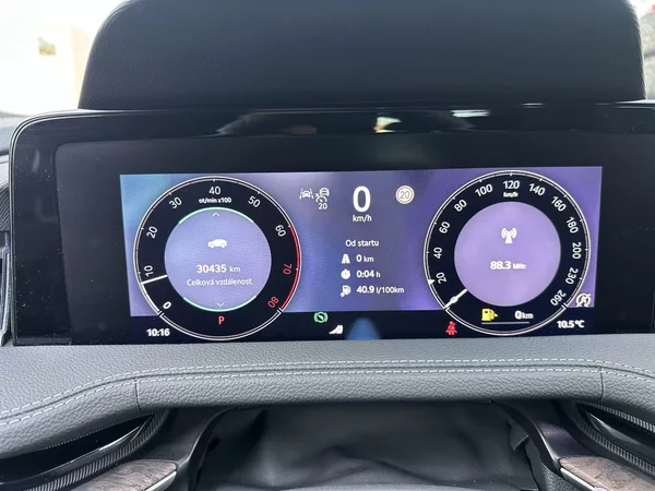 Škoda Superb 2.0 TSI 4x4 DSG L&K - foto 11