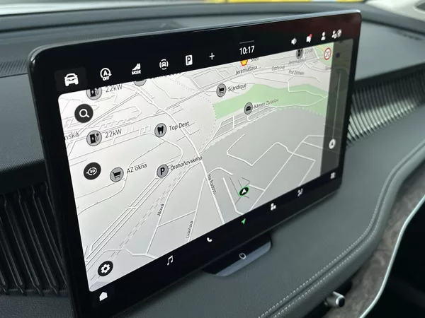 Škoda Superb 2.0 TSI 4x4 DSG L&K - foto 12
