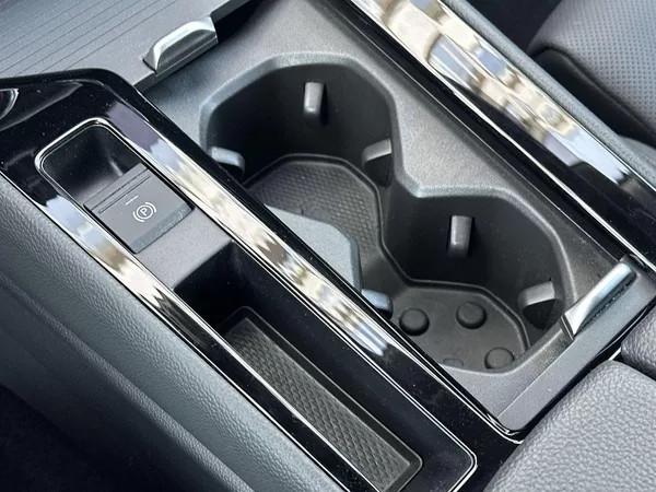 Škoda Superb 2.0 TSI 4x4 DSG L&K - foto 25