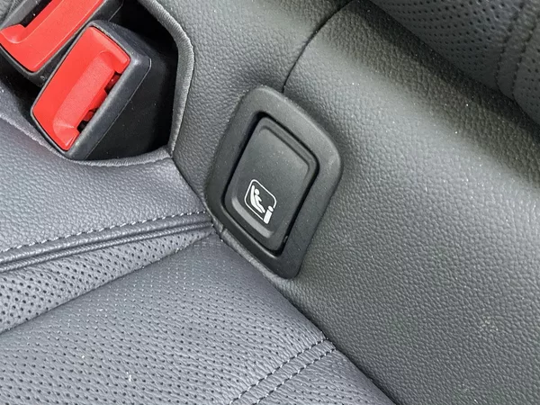 Škoda Superb 2.0 TSI 4x4 DSG L&K - foto 26