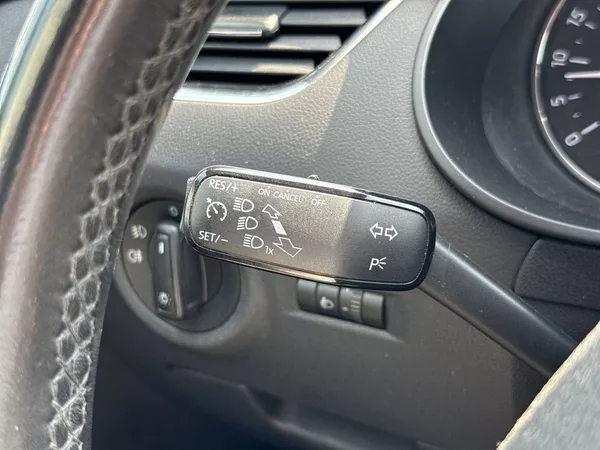 Škoda Octavia Combi 1.6 TDI Ambition - foto 17