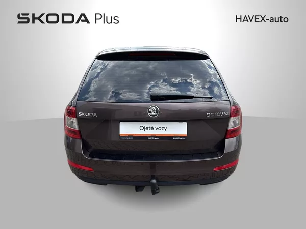 Škoda Octavia Combi 1.6 TDI Ambition - foto 25