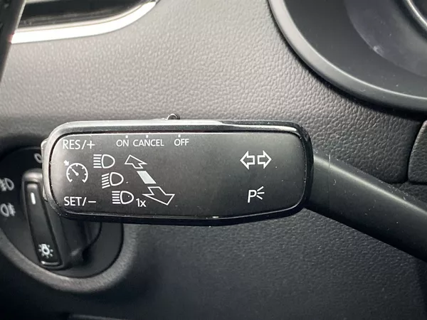Škoda Octavia Combi 2.0 TDI DSG Ambition+ - foto 20