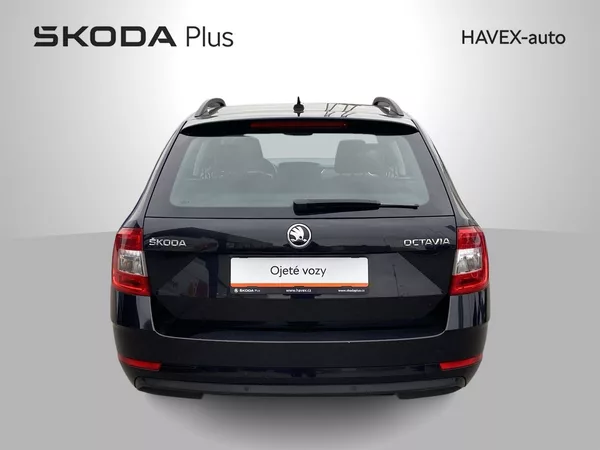 Škoda Octavia Combi 2.0 TDI DSG Ambition+ - foto 34