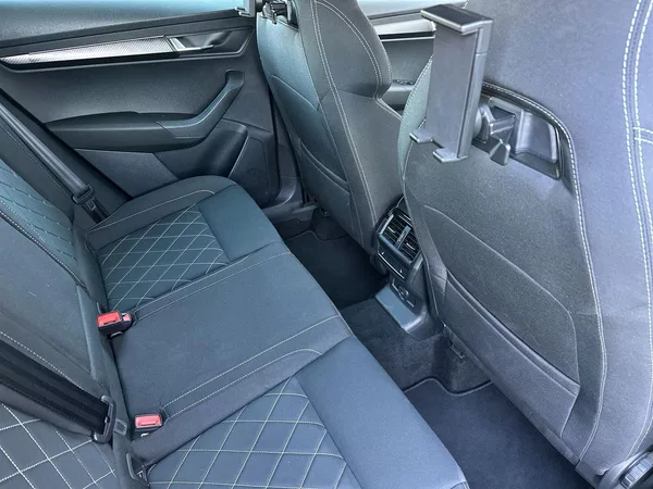 Škoda Karoq 1.5 TSI DSG Sportline - foto 11