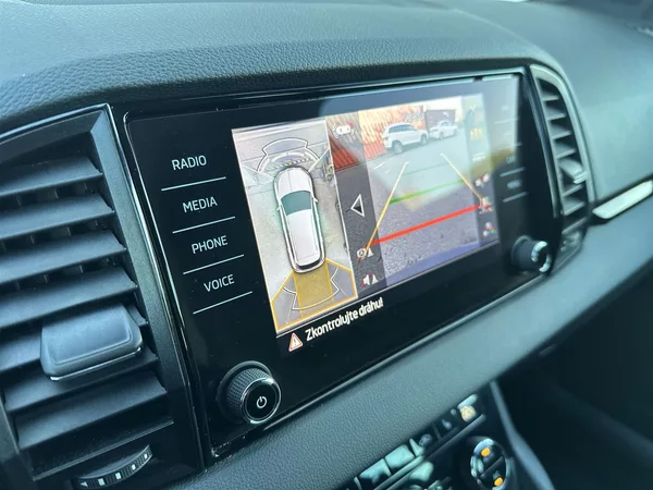Škoda Karoq 1.5 TSI DSG Sportline - foto 13