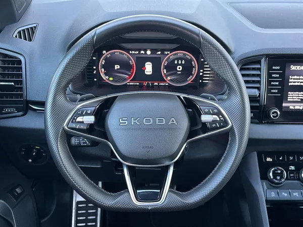 Škoda Karoq 1.5 TSI DSG Sportline - foto 6
