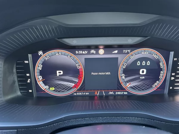 Škoda Karoq 1.5 TSI DSG Sportline - foto 7