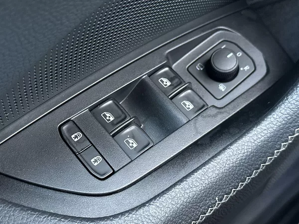 Škoda Kodiaq 2.0 TDI 4x4 DSG Exclusive Sele - foto 19