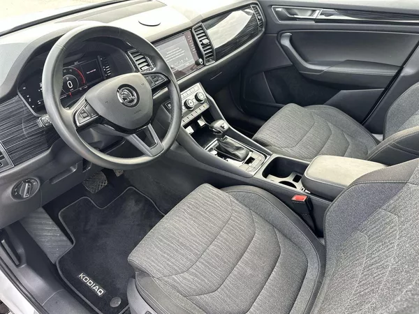 Škoda Kodiaq 2.0 TDI 4x4 DSG Style - foto 8