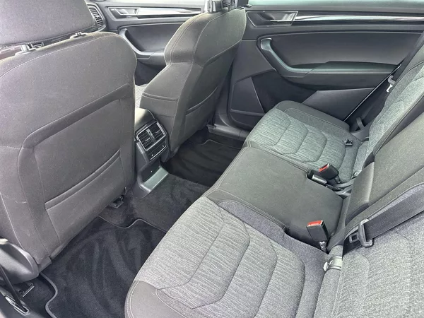 Škoda Kodiaq 2.0 TDI 4x4 DSG Style - foto 9