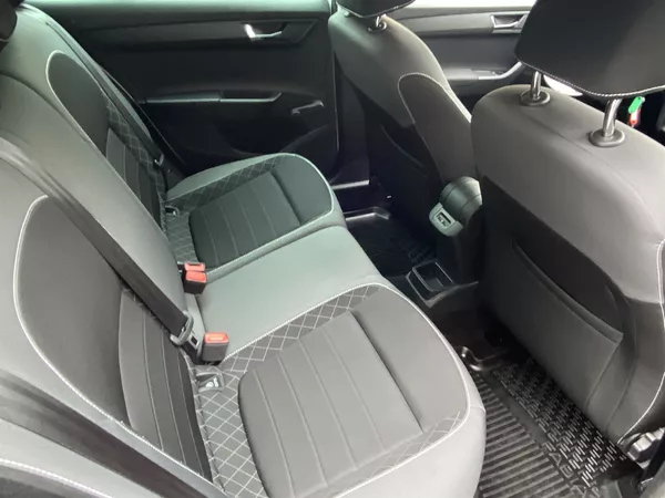 Škoda Fabia Combi 1.0 TSI Ambition Plus - foto 11