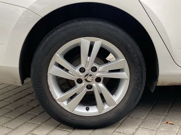 Škoda Fabia Combi 1.0 TSI Ambition Plus - foto 26