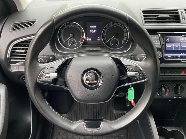 Škoda Fabia Combi 1.0 TSI Ambition Plus - foto 6