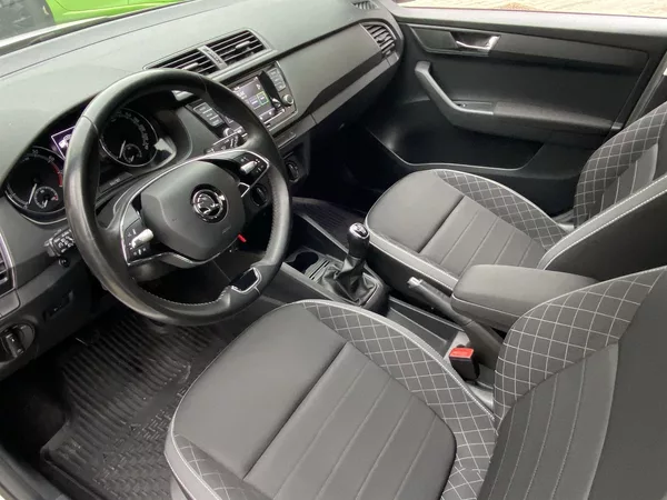 Škoda Fabia Combi 1.0 TSI Ambition Plus - foto 8