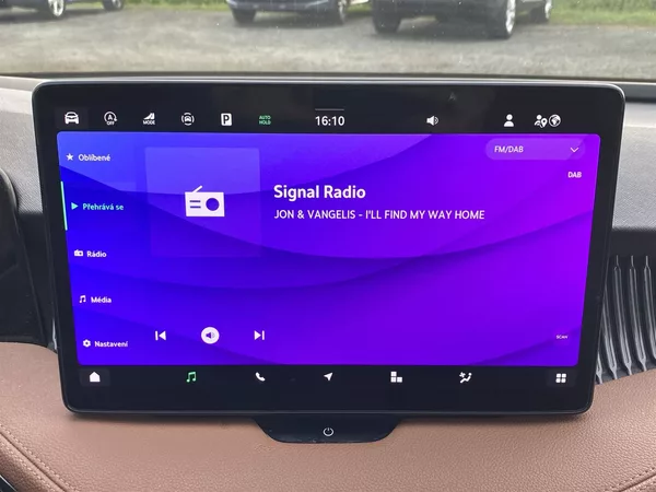 Škoda Superb Combi 2.0 TDI DSG L&K - foto 13