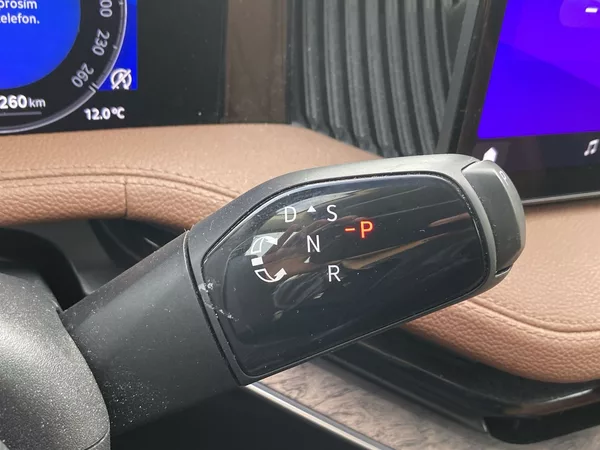 Škoda Superb Combi 2.0 TDI DSG L&K - foto 20