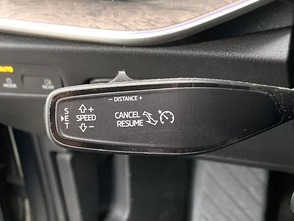 Škoda Superb Combi 2.0 TDI DSG L&K - foto 24