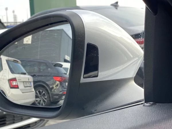 Škoda Superb Combi 2.0 TDI DSG L&K - foto 25