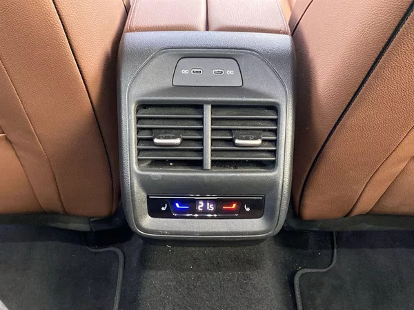 Škoda Superb Combi 2.0 TDI DSG L&K - foto 35