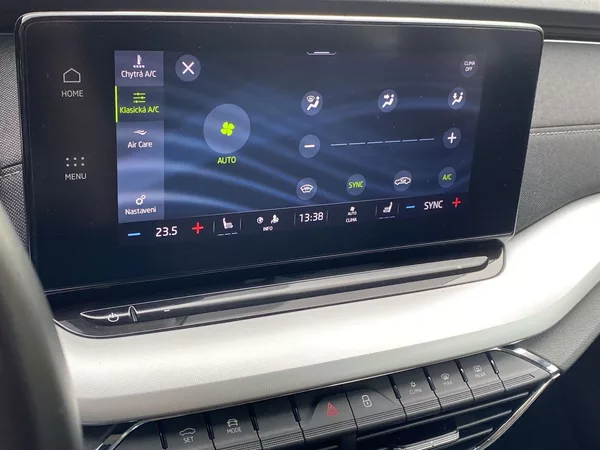 Škoda Octavia Combi 1.5 TSI Style - foto 13