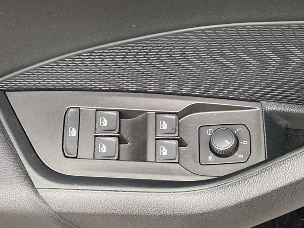 Škoda Octavia Combi 1.5 TSI Style - foto 36