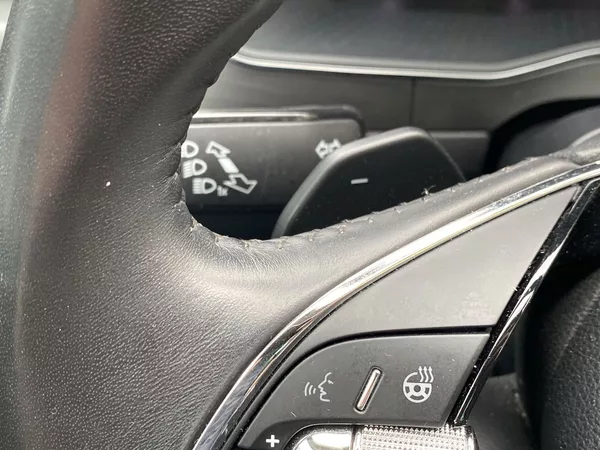 Škoda Superb 2.0 TDI DSG Style - foto 21
