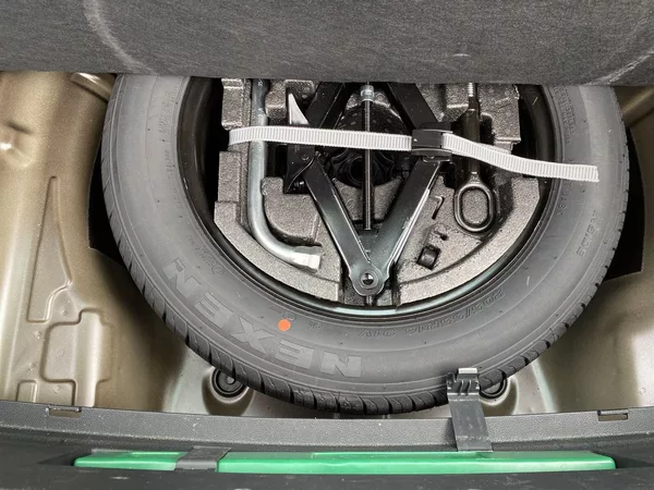 Škoda Superb 2.0 TDI DSG Style - foto 27