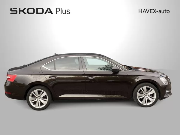 Škoda Superb 2.0 TDI DSG Style - foto 3