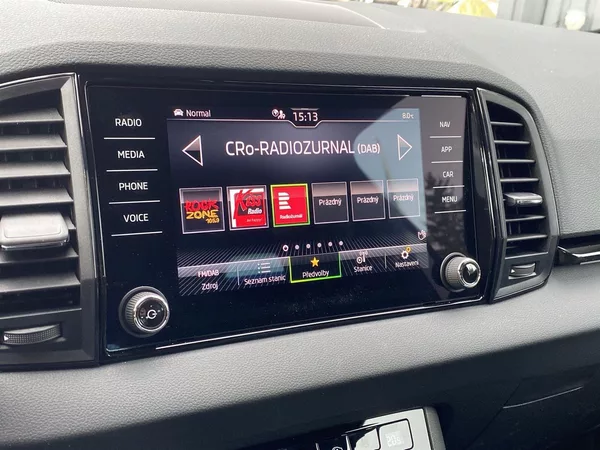 Škoda Karoq 1.5 TSI DSG Sportline - foto 12