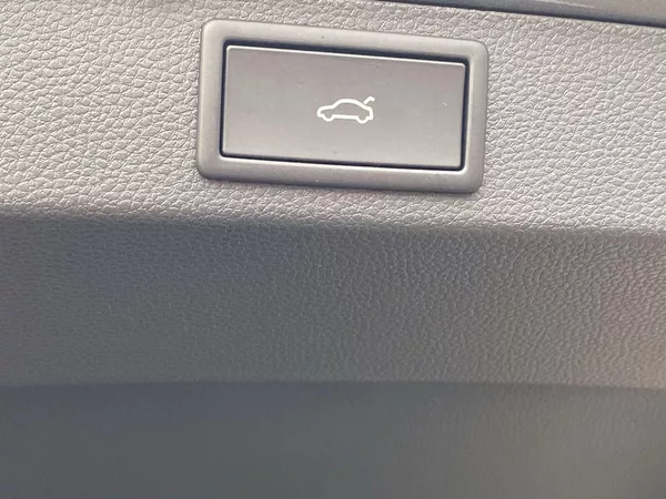 Škoda Karoq 1.5 TSI DSG Sportline - foto 16