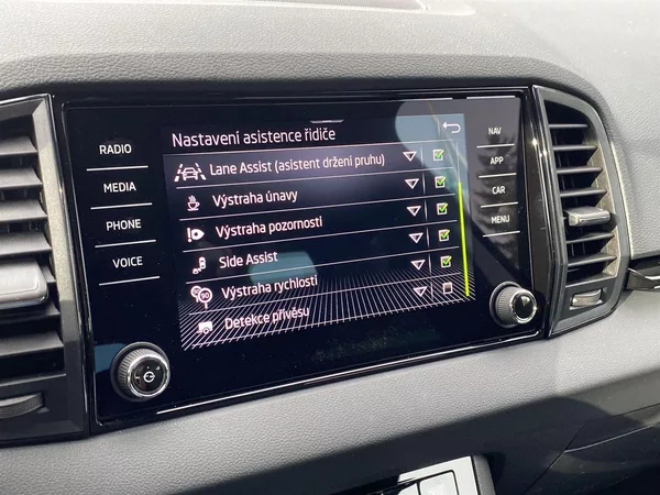 Škoda Karoq 1.5 TSI DSG Sportline - foto 23