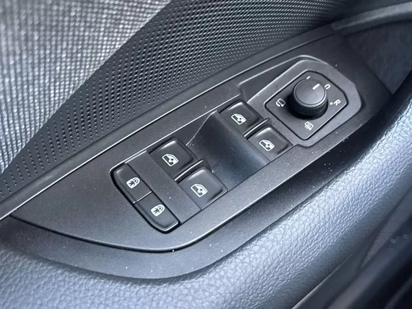Škoda Kodiaq 2.0 TDI DSG Selection - foto 18